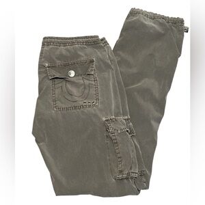 A120 Y2K True Religion Low Rise Cargo Pants Sz 27 Olive Green Adjustable Hem